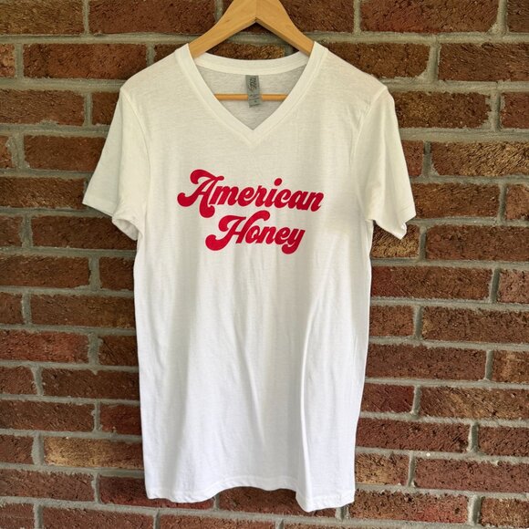 American Honey T-shirt * Small * V-Neck * Red / White - Picture 4 of 9